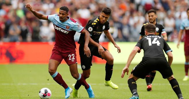 对阵阿贾克斯总赢球？穆帅：当时皇马明显更强，这是赢球的原因