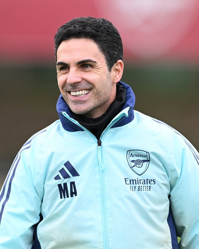 湖人队这赛季打关键球挺稳啊！