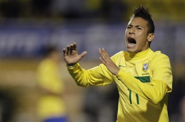 官方：柏太阳神外援后卫迭戈合同到期离队（官宣：柏太阳神外援后卫迭戈合同期满离队）