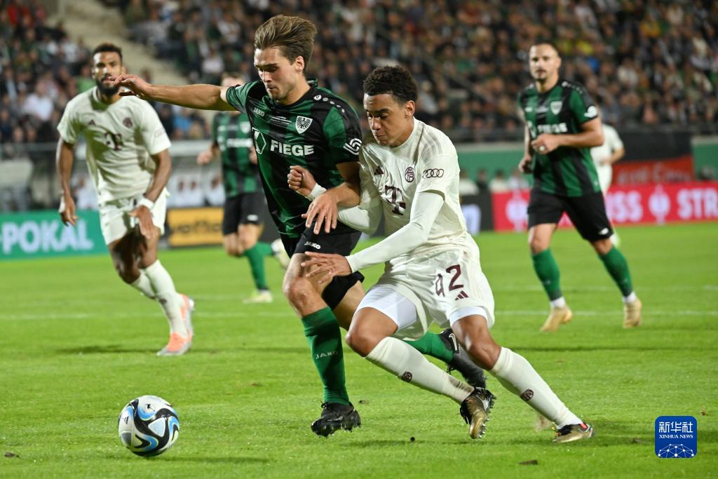 战巴萨独造3球，福布斯：梦想成真，很高兴能打出这样的表现