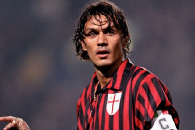 环球足球奖2025年度最佳球员候选：姆巴佩在列，巴黎8人入选（2025环球足球奖最佳球员候选出炉 姆巴佩上榜 巴黎共有8人入选）